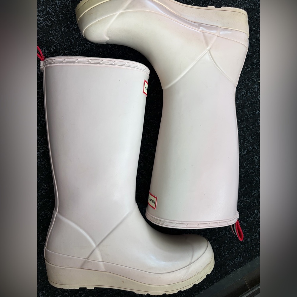 Hunter Play Tall Boots in Azalea Pink - Picture 3 of 6